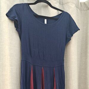 Navy blue dress with red inserts by Gilli. Size small
